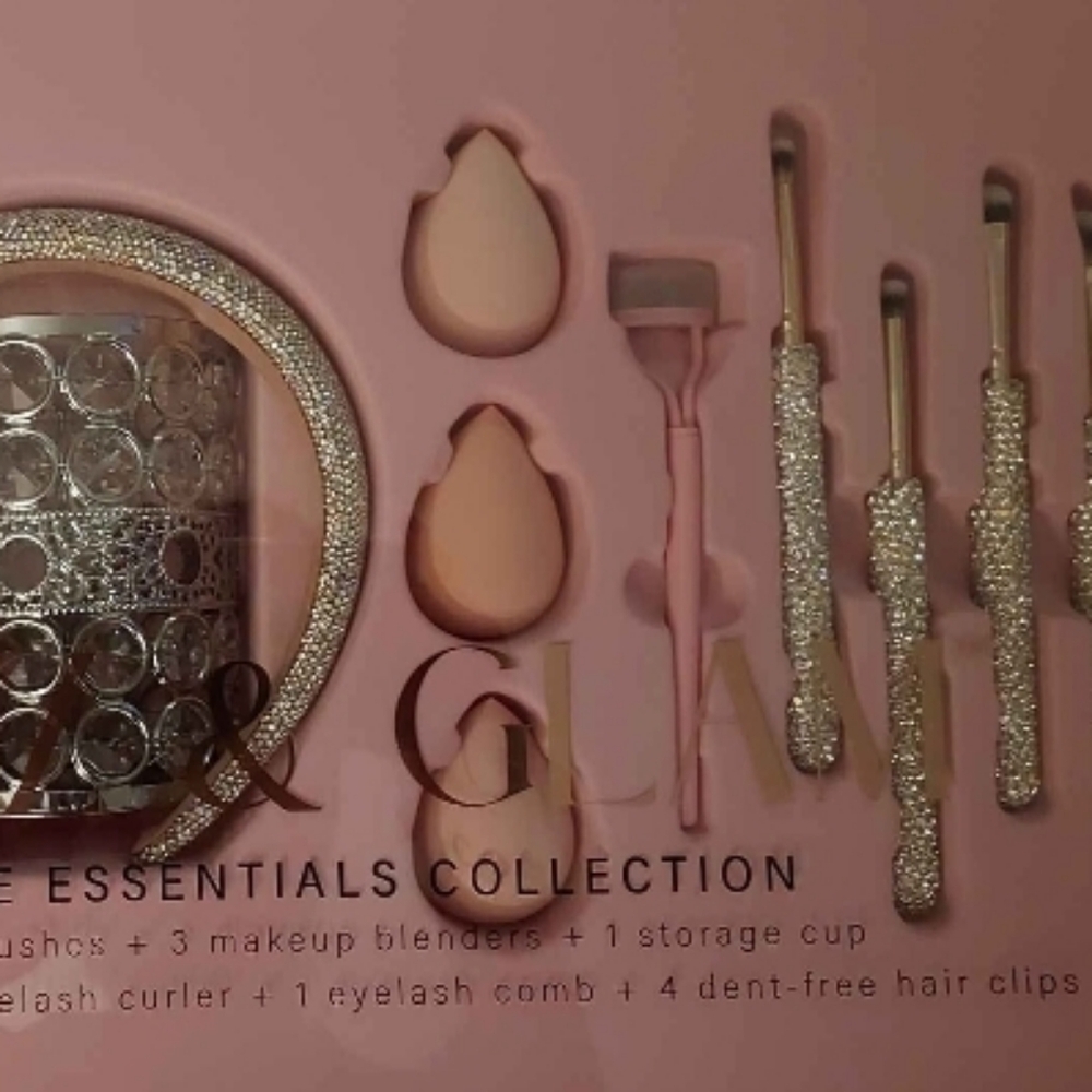Glitz and glam crystal rhinestone brush set 120.00